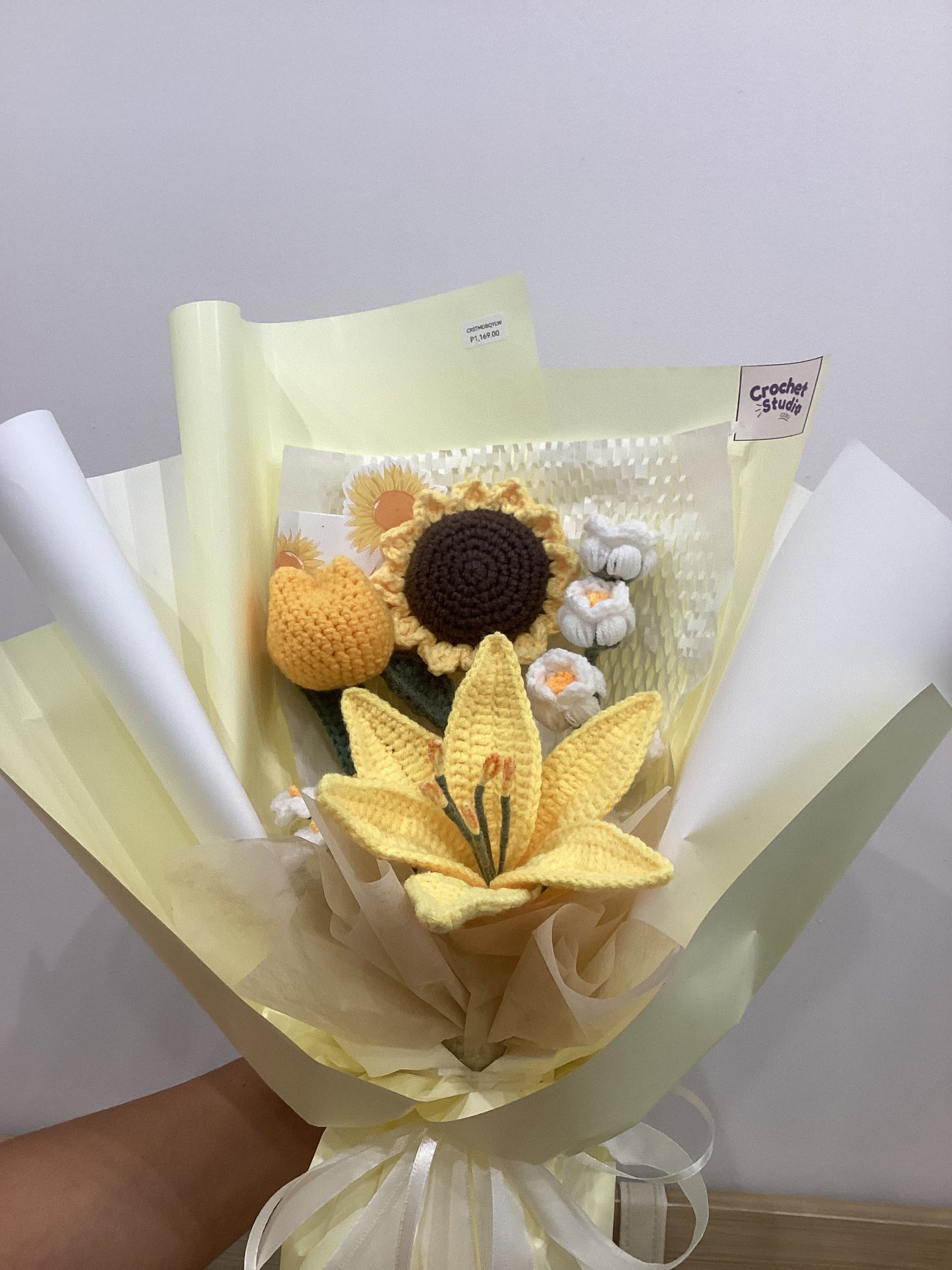 Bouquet of Flowers by @crochetstudiocebu