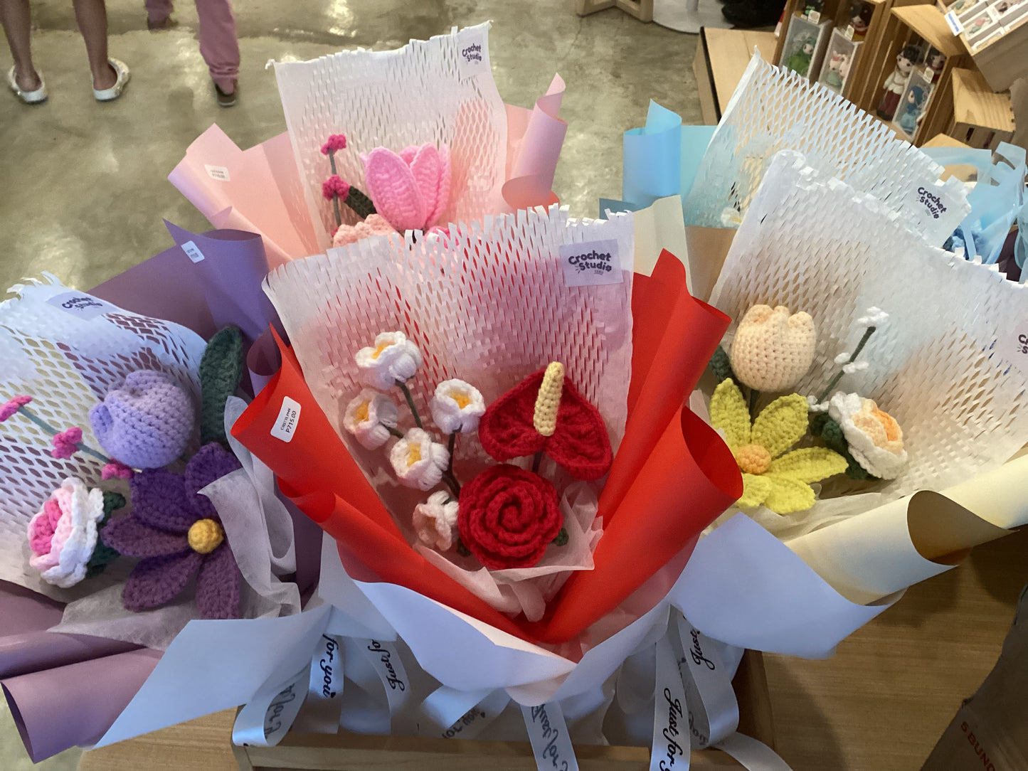 Flowers by @crochetstudiocebu