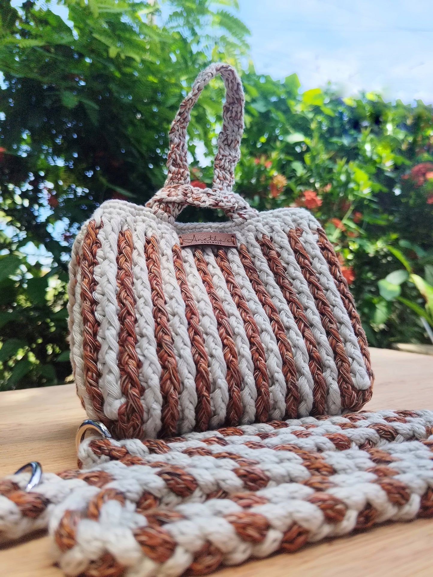 Tizzaia Square Bag Crochet Written Pattern