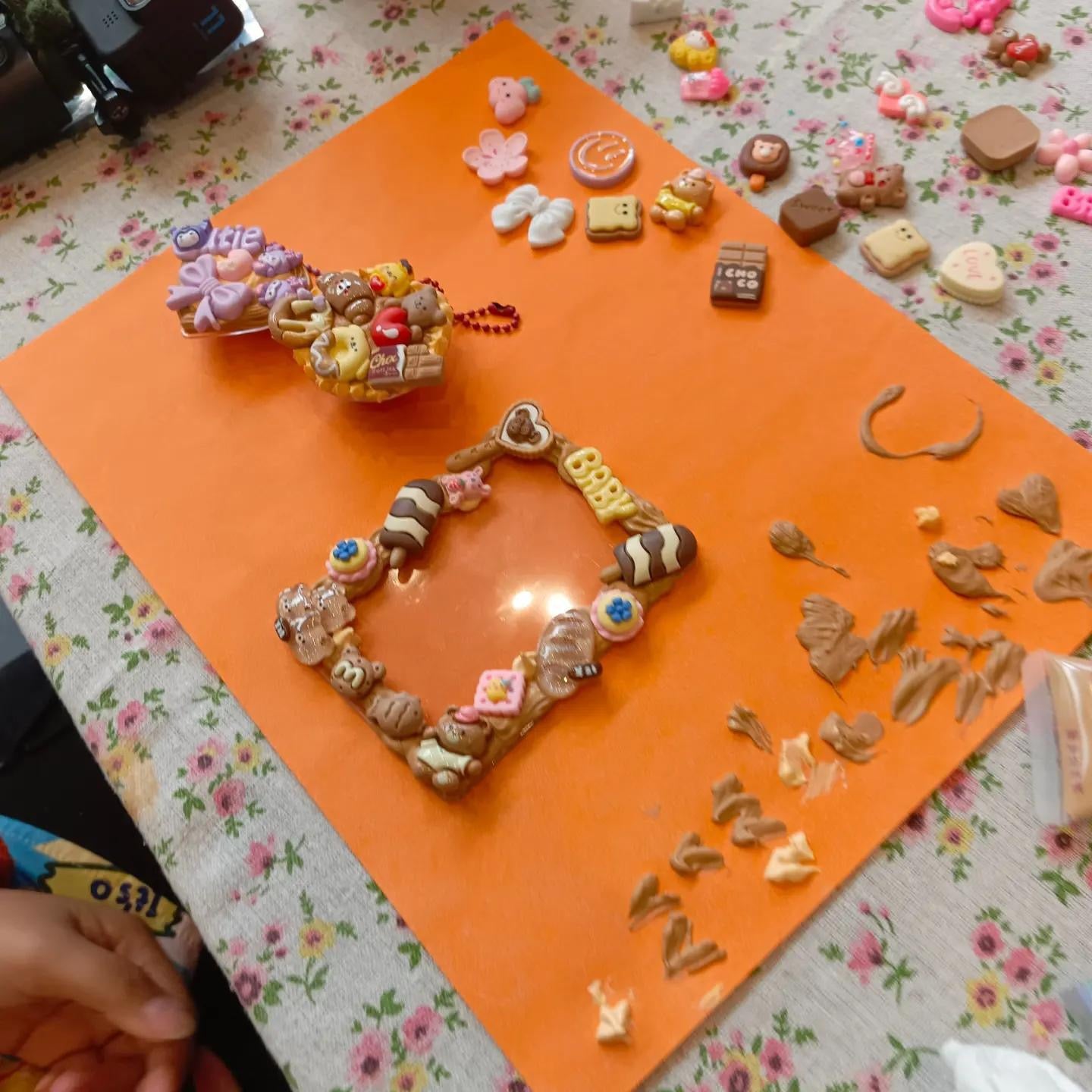 Decoden Christmas Journal/Frame Workshop (December 21, 2025)